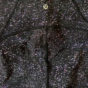 Lululemon Train Times size 6